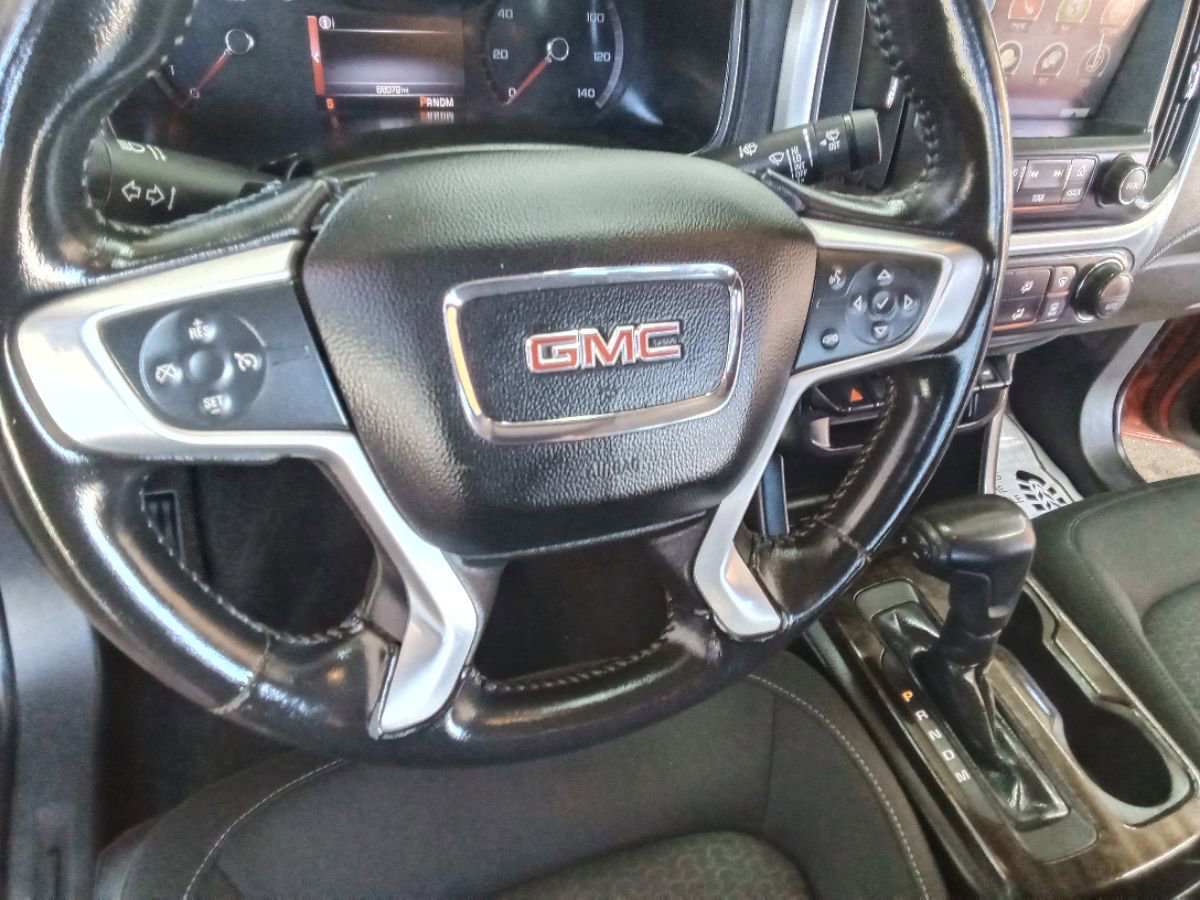 Used 2015 GMC Canyon SLE w/ SLE Convenience Package image 14