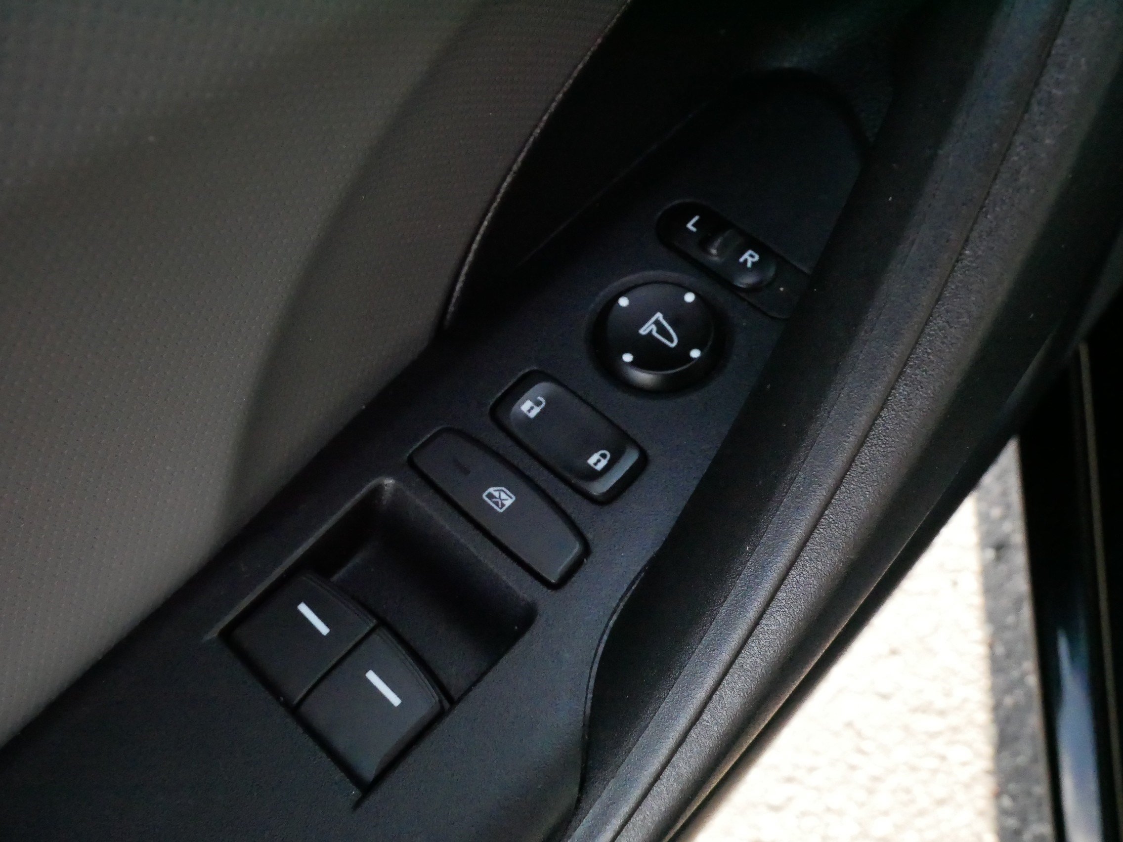 Used 2018 Honda Civic LX image 19