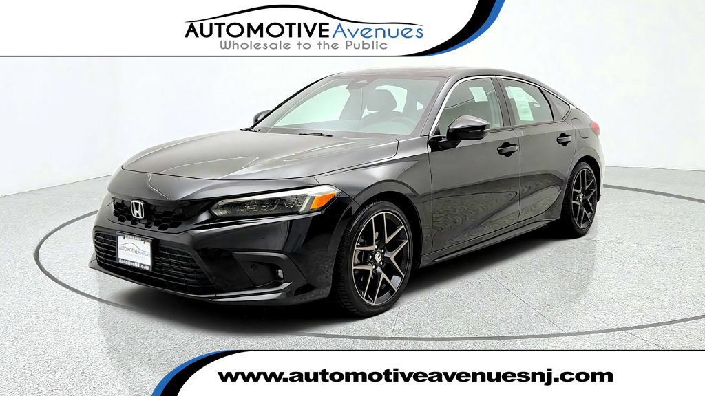 Used 2024 Honda Civic Sport Touring image 1