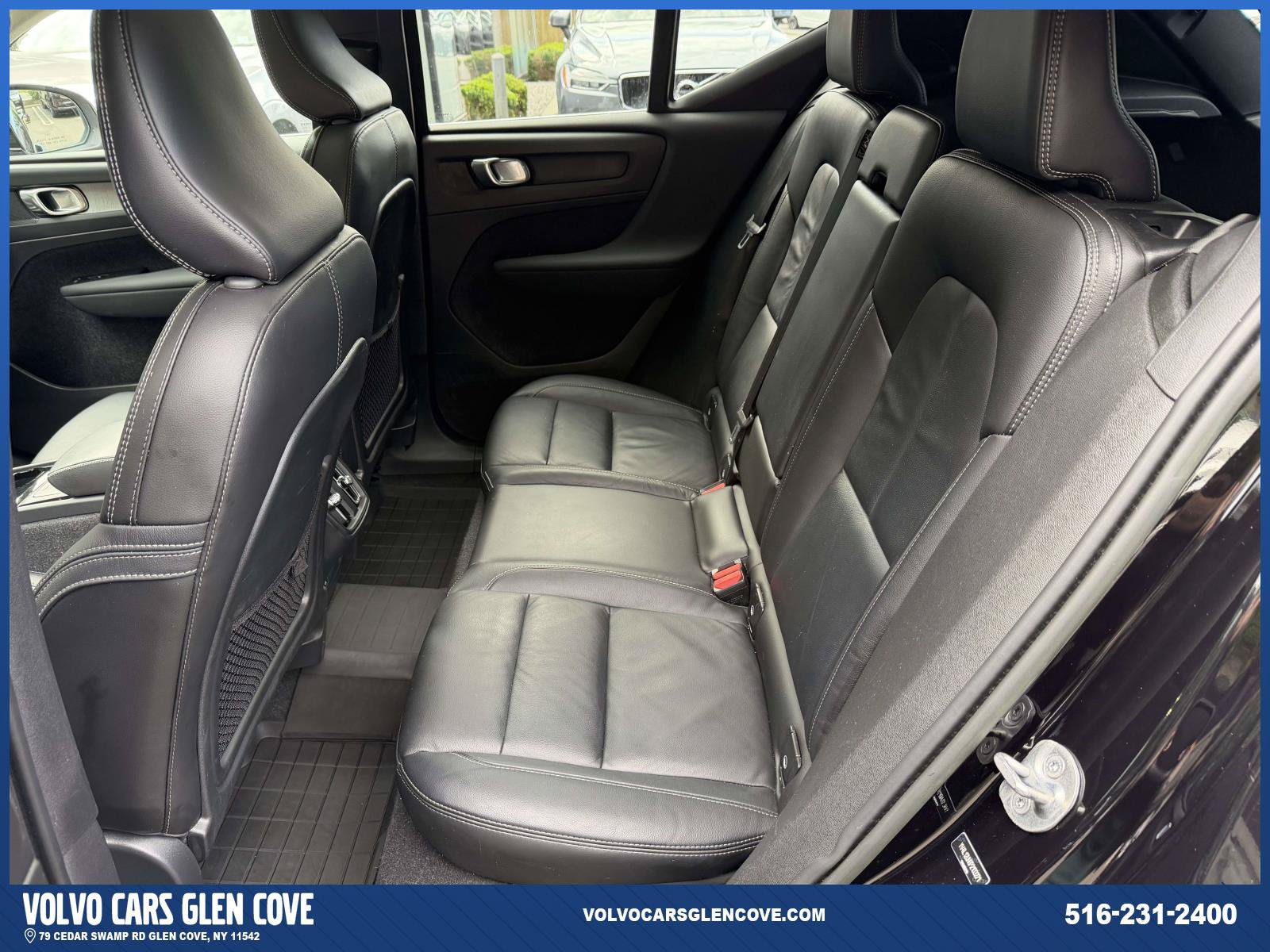 Certified 2023 Volvo XC40 B5 Plus w/ Protection Package Premier AWD/4WD image 18