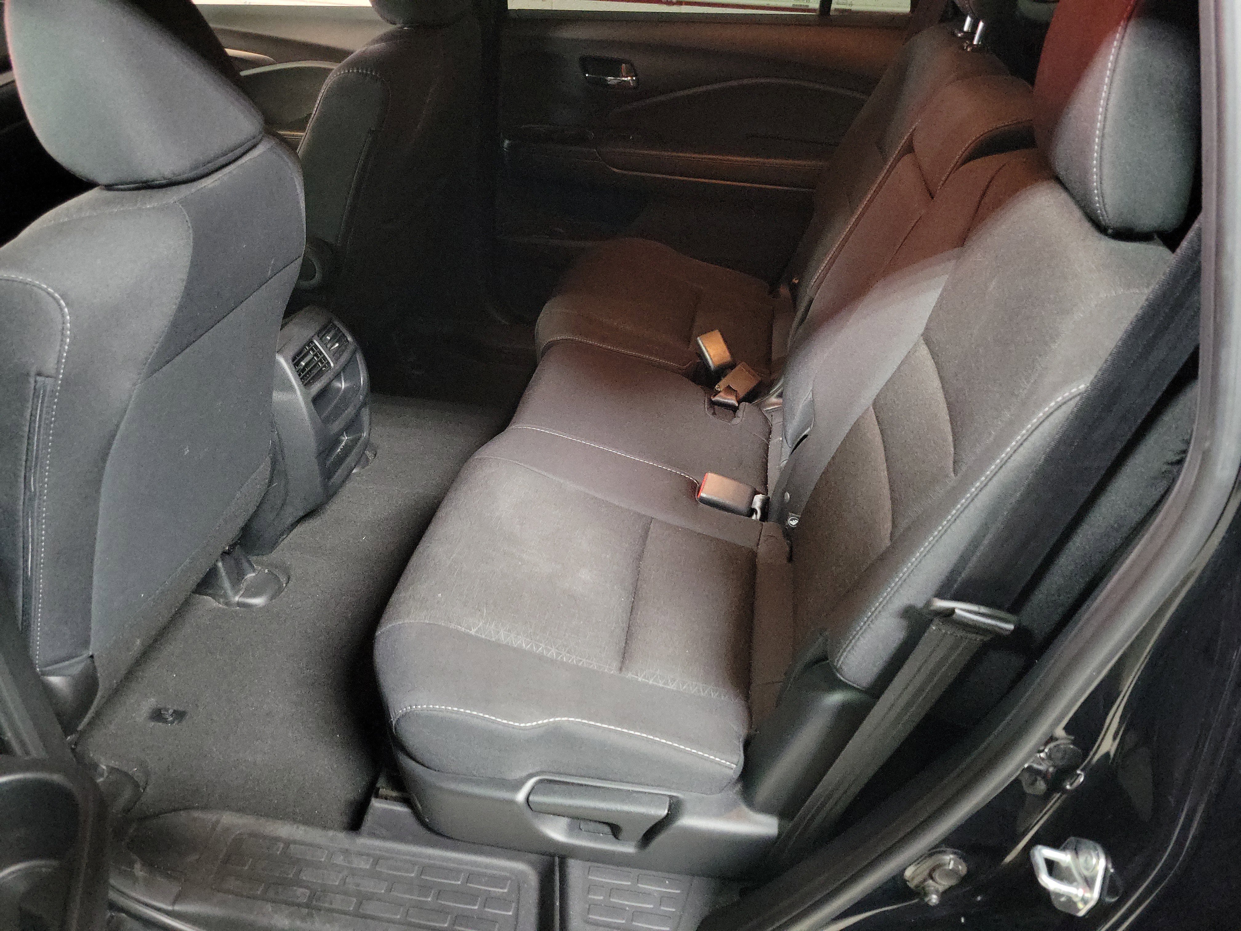 Used 2021 Honda Passport Sport image 13