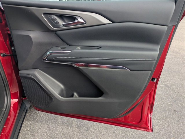 New 2026 Chevrolet Traverse LT w/ Driver Confidence Package image 37