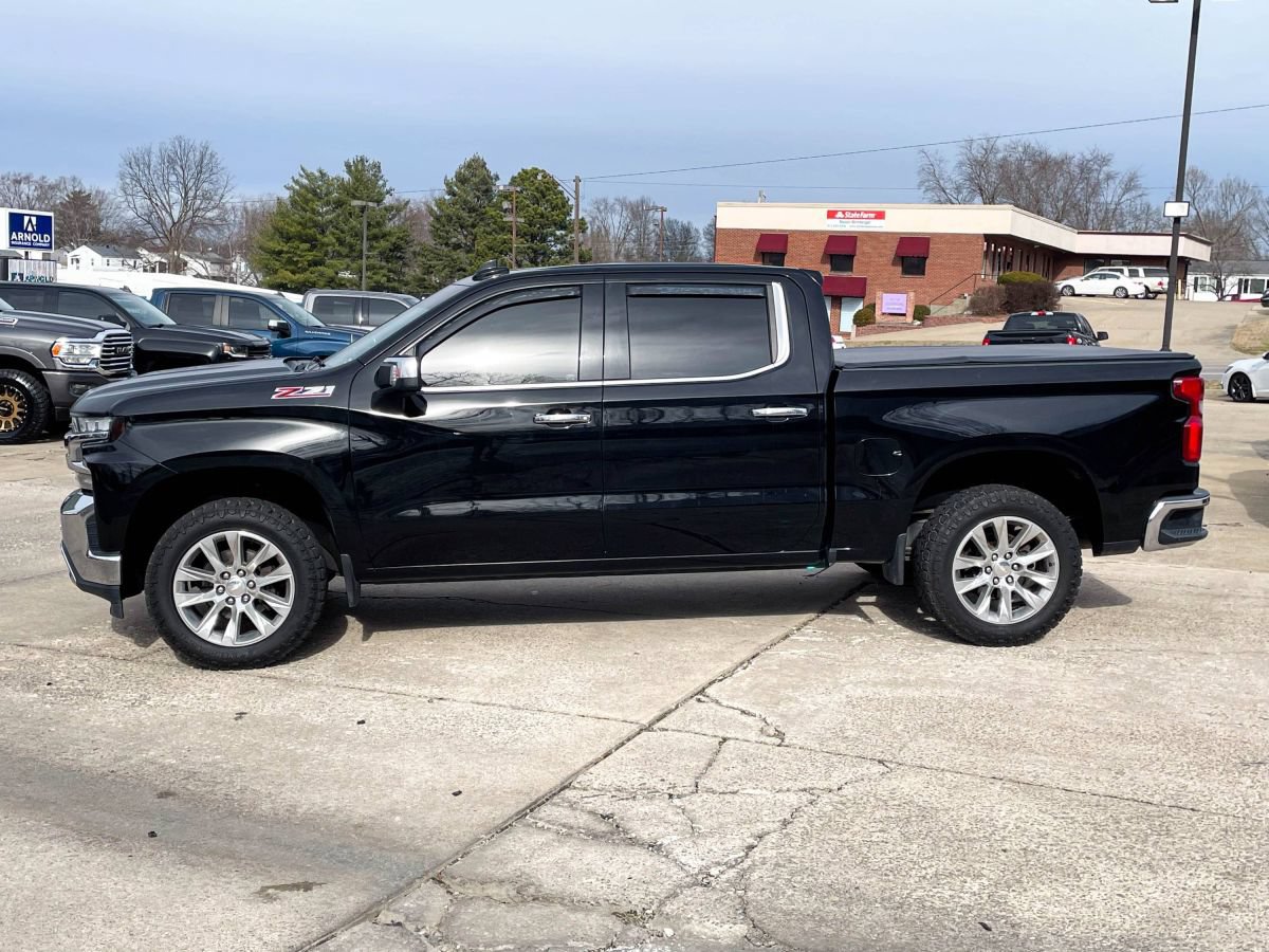 Used 2019 Chevrolet Silverado 1500 LTZ w/ LTZ Plus Package AWD/4WD image 3