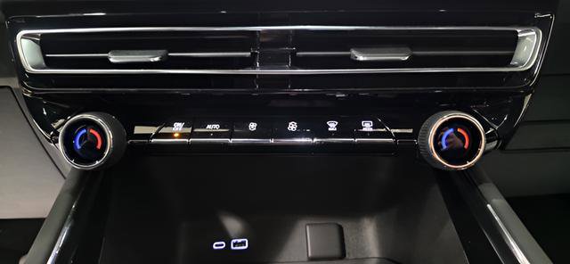 New 2026 Chevrolet Traverse High Country image 21