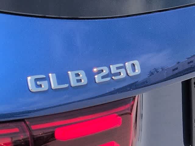 New 2026 Mercedes-Benz GLB 250 4MATIC image 13