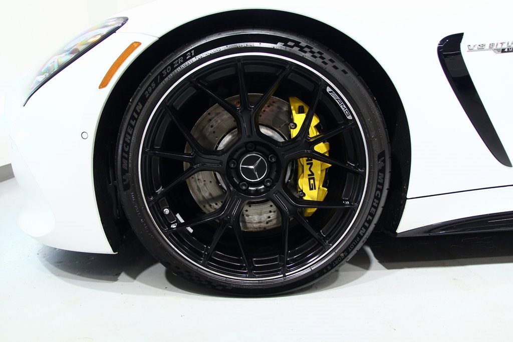 Used 2025 Mercedes-Benz AMG GT 63 image 17