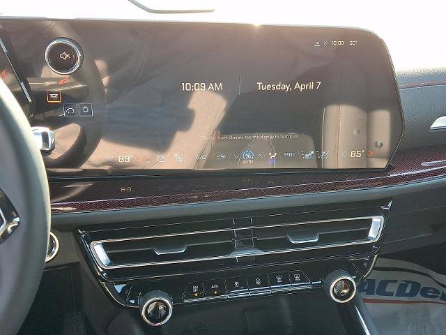 New 2026 Chevrolet Traverse RS w/ LPO, Floor Liner Package image 9