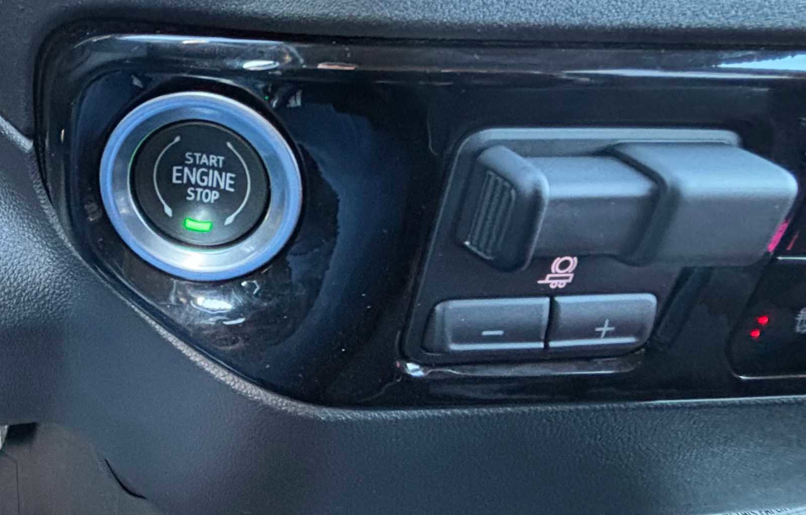 Used 2022 Chevrolet Silverado 1500 LT Trail Boss w/ LPO, Dark Essentials Package image 21