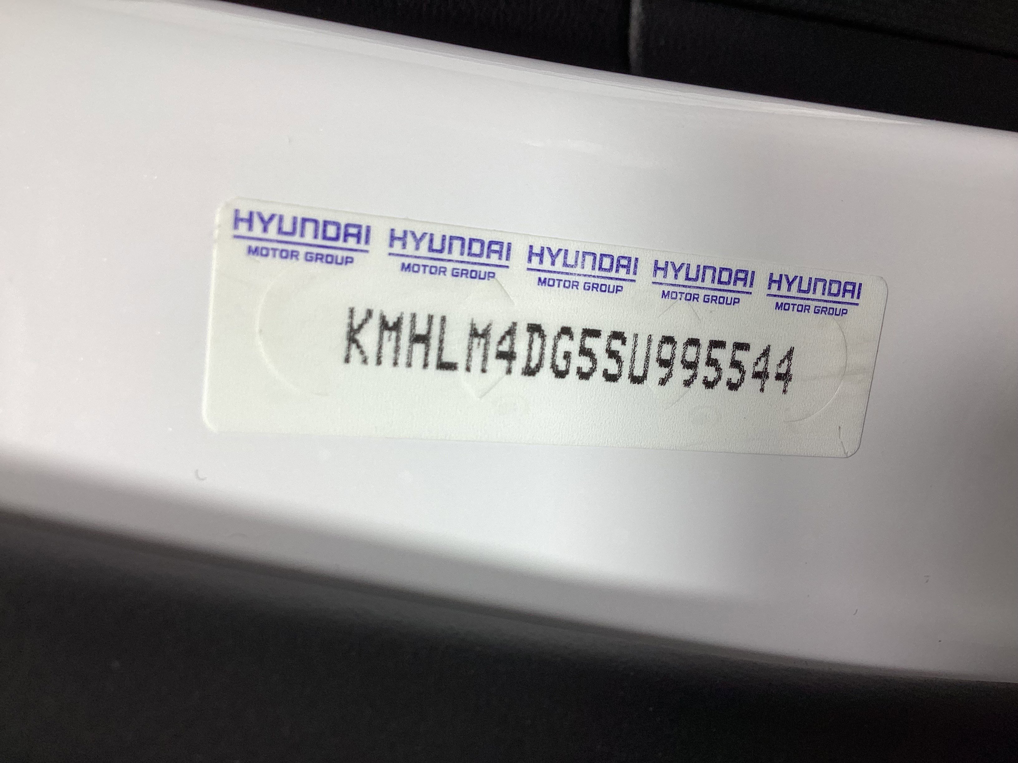 Certified 2025 Hyundai Elantra Sport image 25