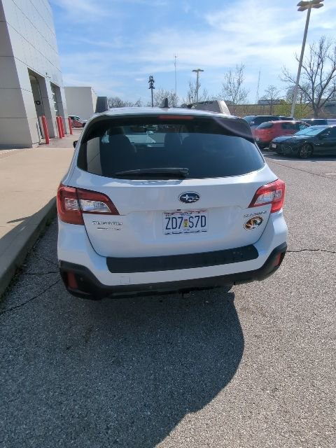 Used 2018 Subaru Outback 2.5i Limited image 18