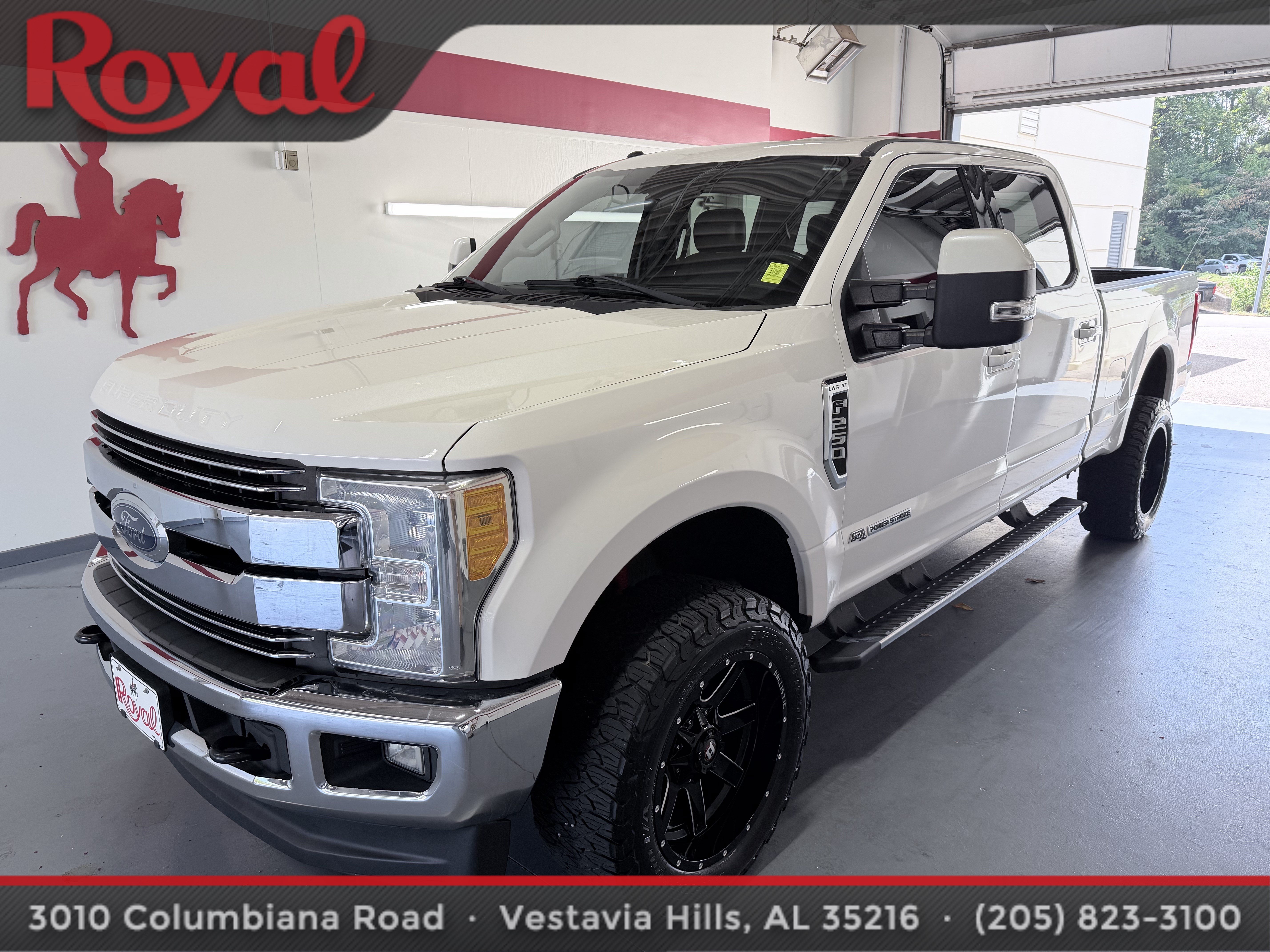 Used 2017 Ford F250 Lariat w/ Lariat Value Package AWD/4WD image 1