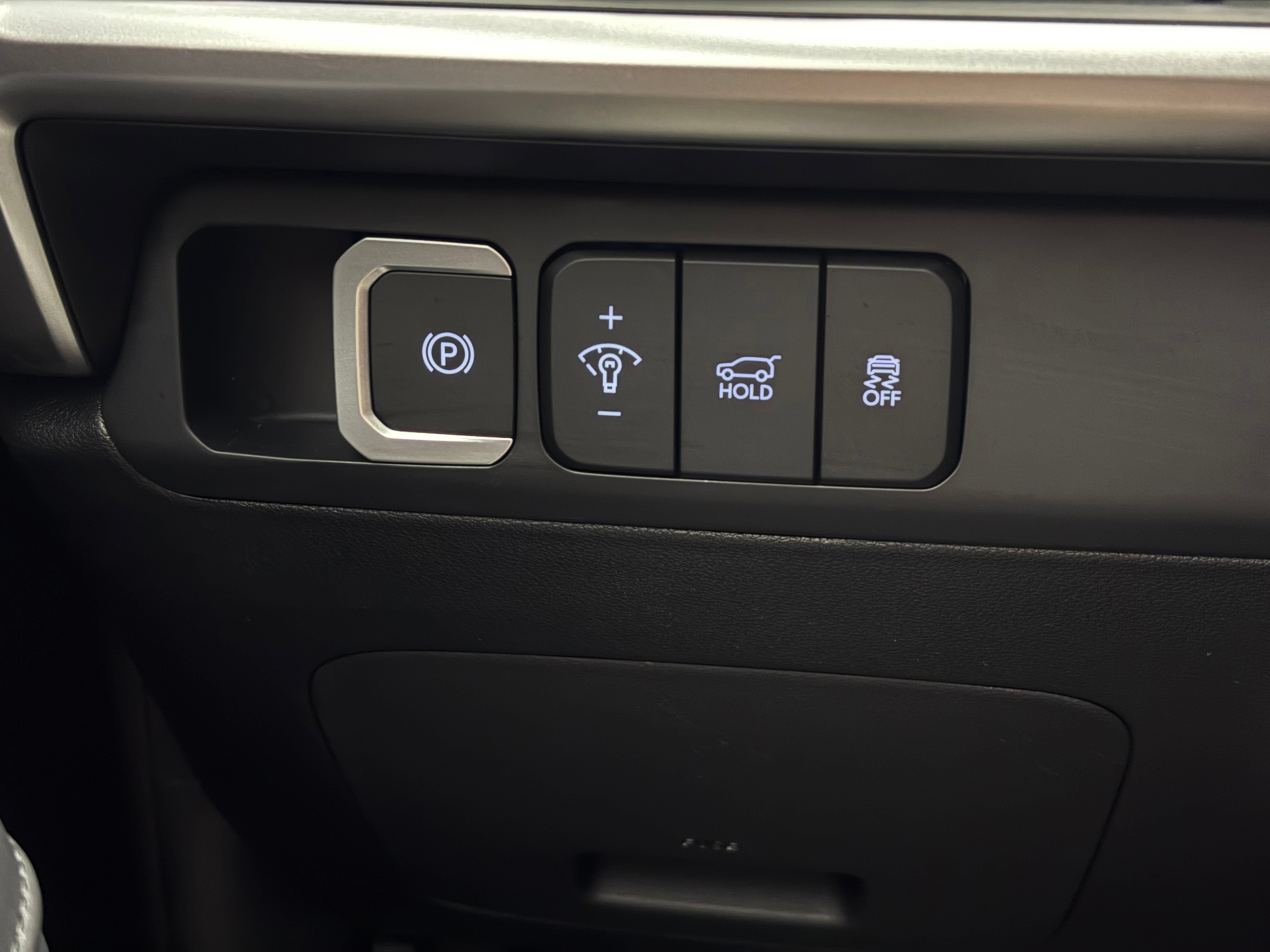 Used 2026 Hyundai Santa Fe SEL FWD image 21