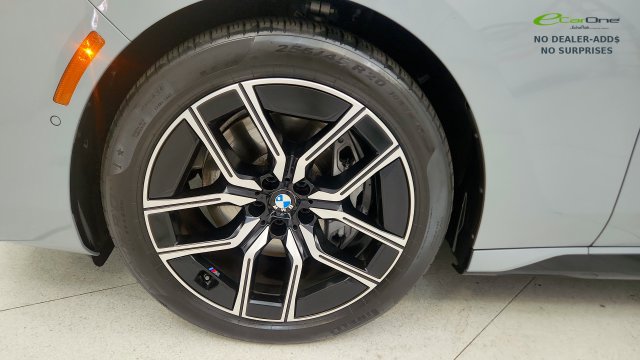 Used 2025 BMW 740i RWD image 83