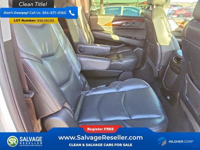 Used 2018 Cadillac Escalade ESV Premium Luxury image 11