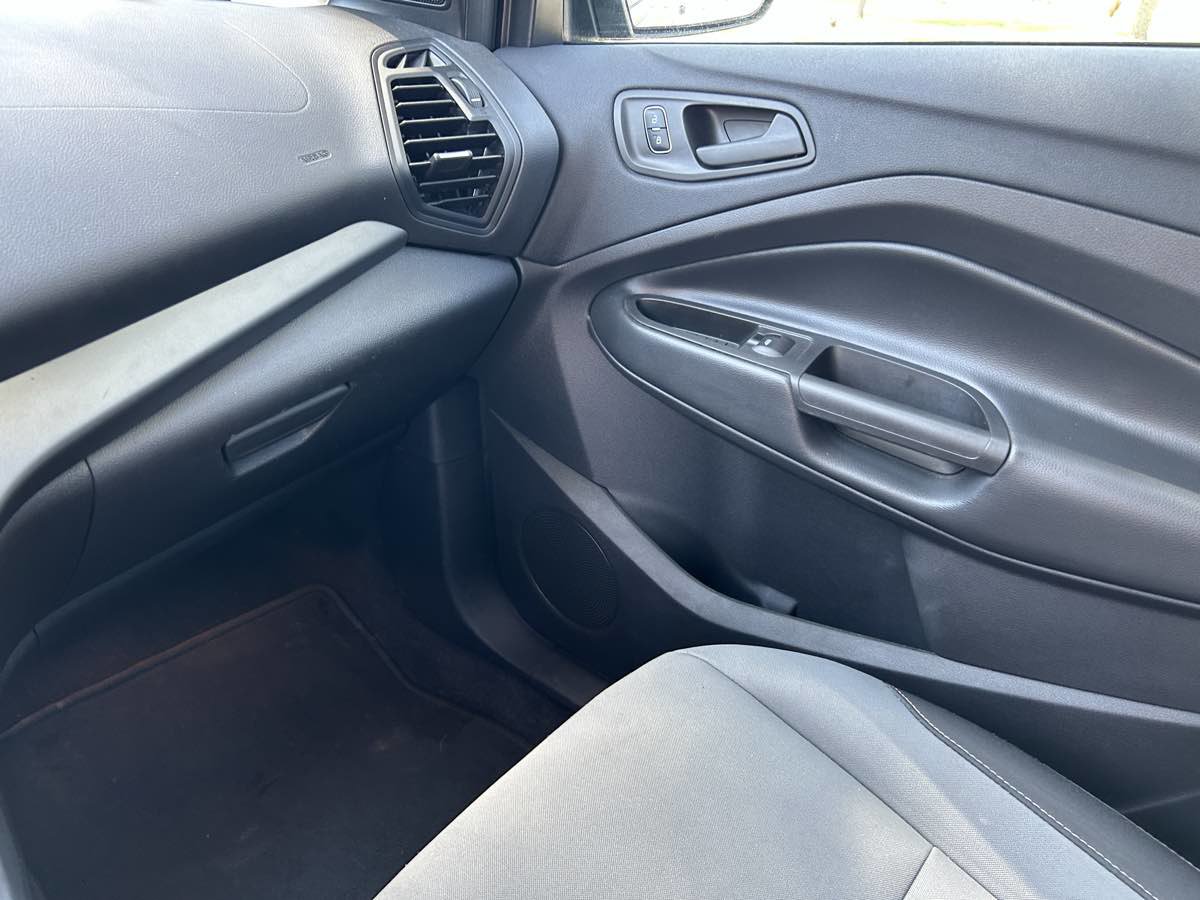 Used 2017 Ford Escape S FWD image 19