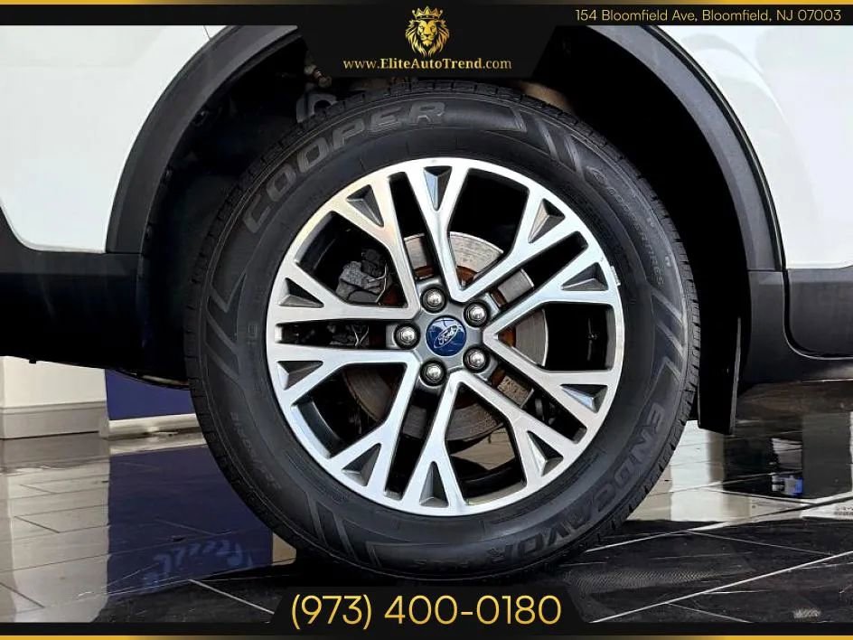 Used 2020 Ford Escape SEL image 30