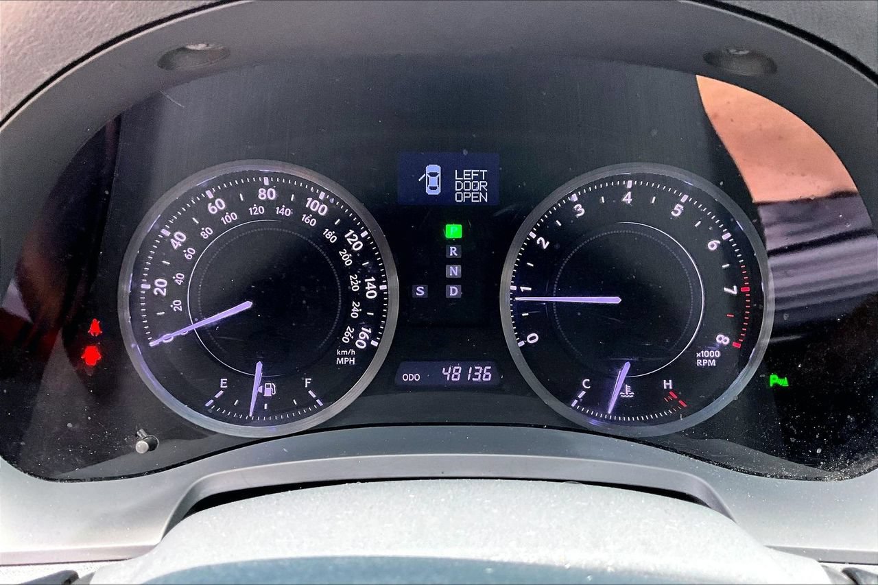 Used 2014 Lexus IS 250C w/ Luxury Package RWD image 11
