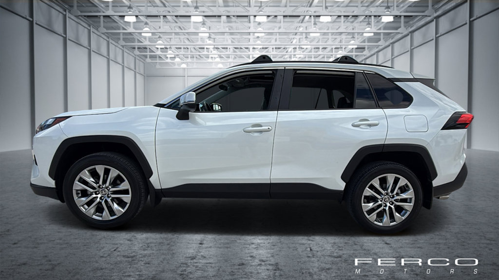 Used 2024 Toyota RAV4 XLE Premium FWD image 2