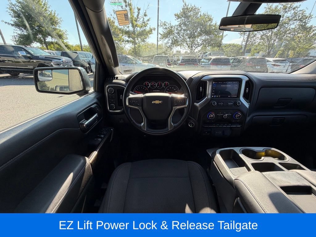Used 2021 Chevrolet Silverado 1500 LT w/ Z71 Off-Road Package AWD/4WD image 20
