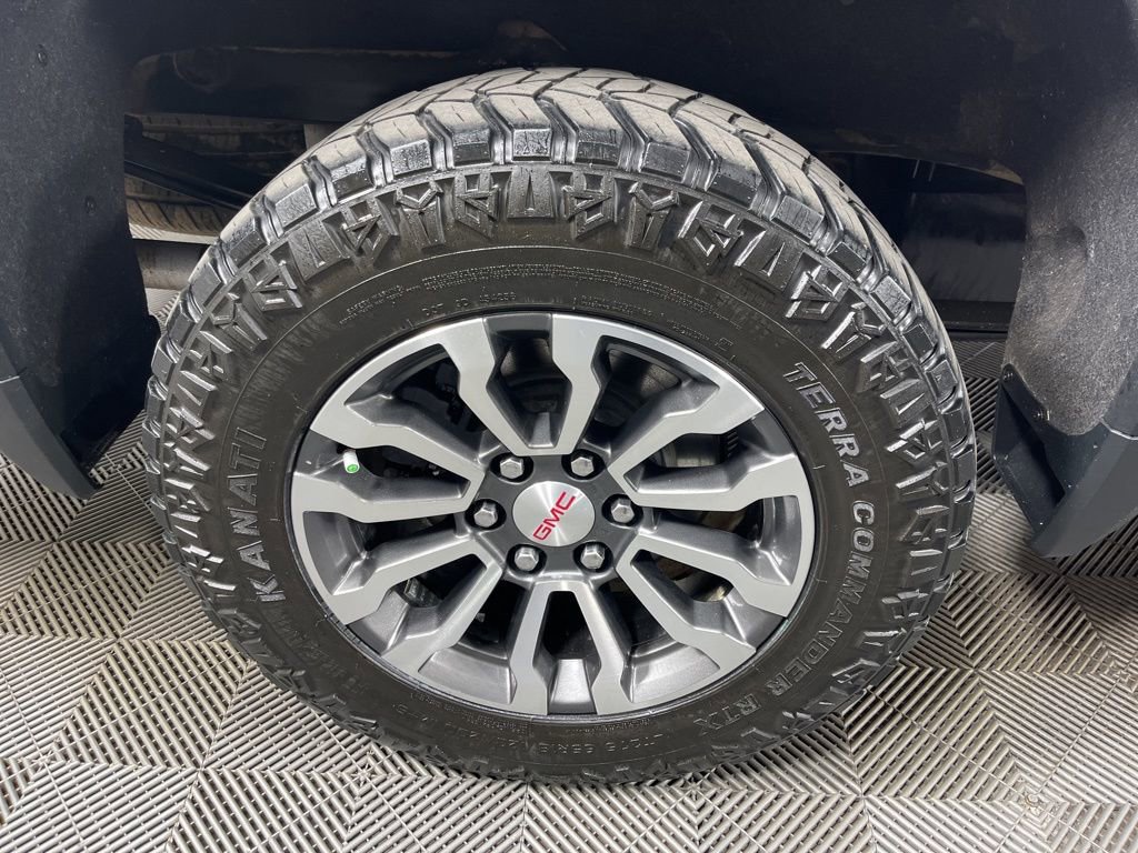 Used 2022 GMC Sierra 1500 AT4 w/ AT4 Premium Package image 14