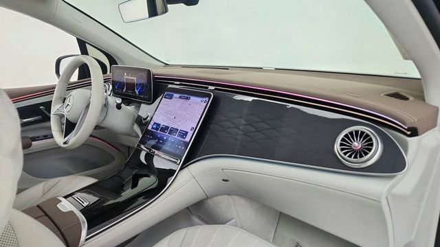 Used 2023 Mercedes-Benz EQS 450+ 4MATIC SUV w/ Exclusive Trim Package image 23