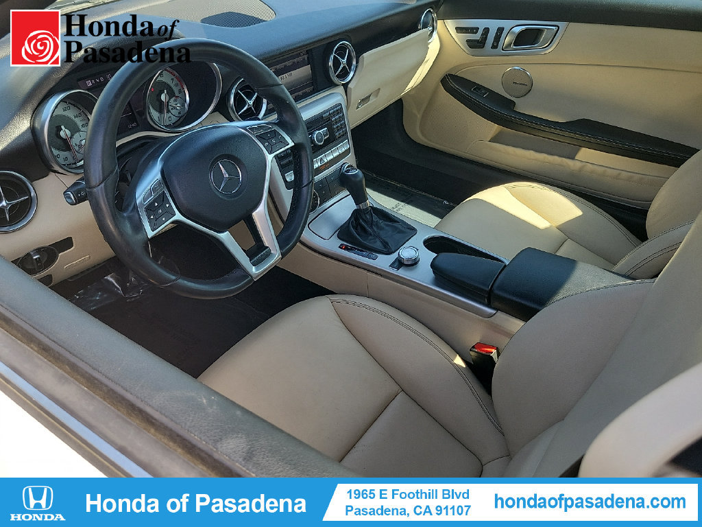 Used 2013 Mercedes-Benz SLK 250 image 9