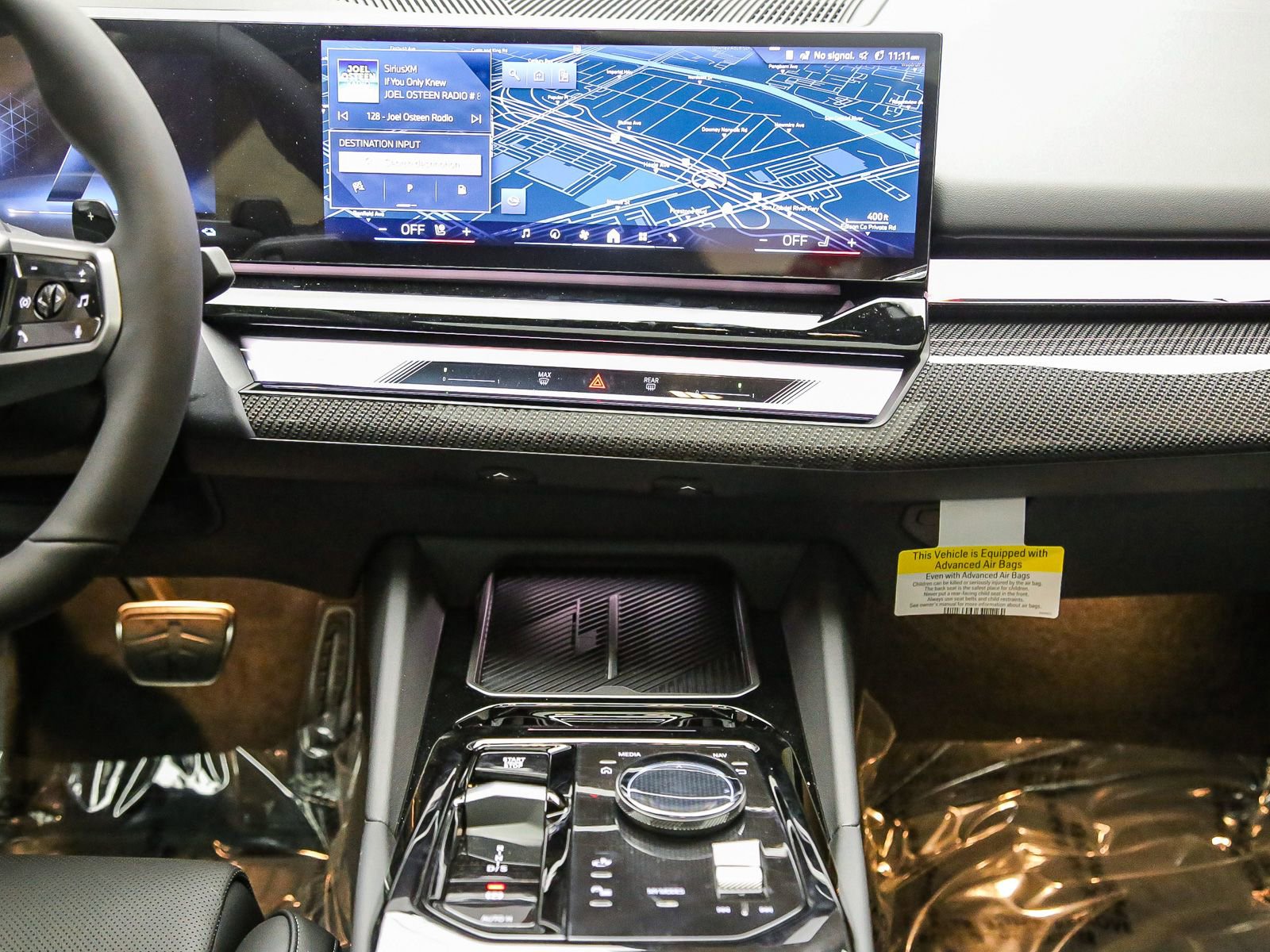 New 2027 BMW 550e xDrive AWD/4WD image 14