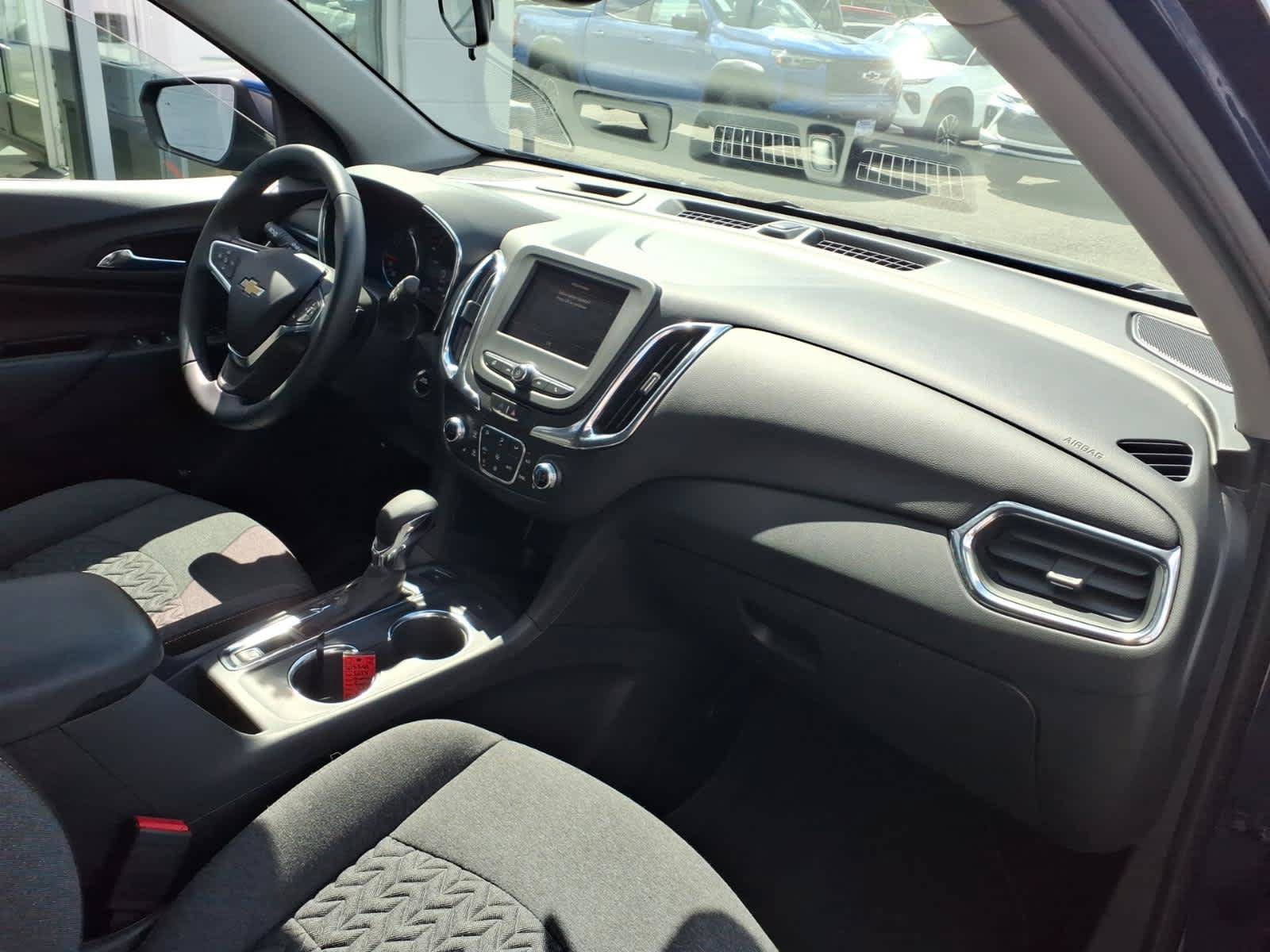 Used 2023 Chevrolet Equinox LT AWD/4WD image 22