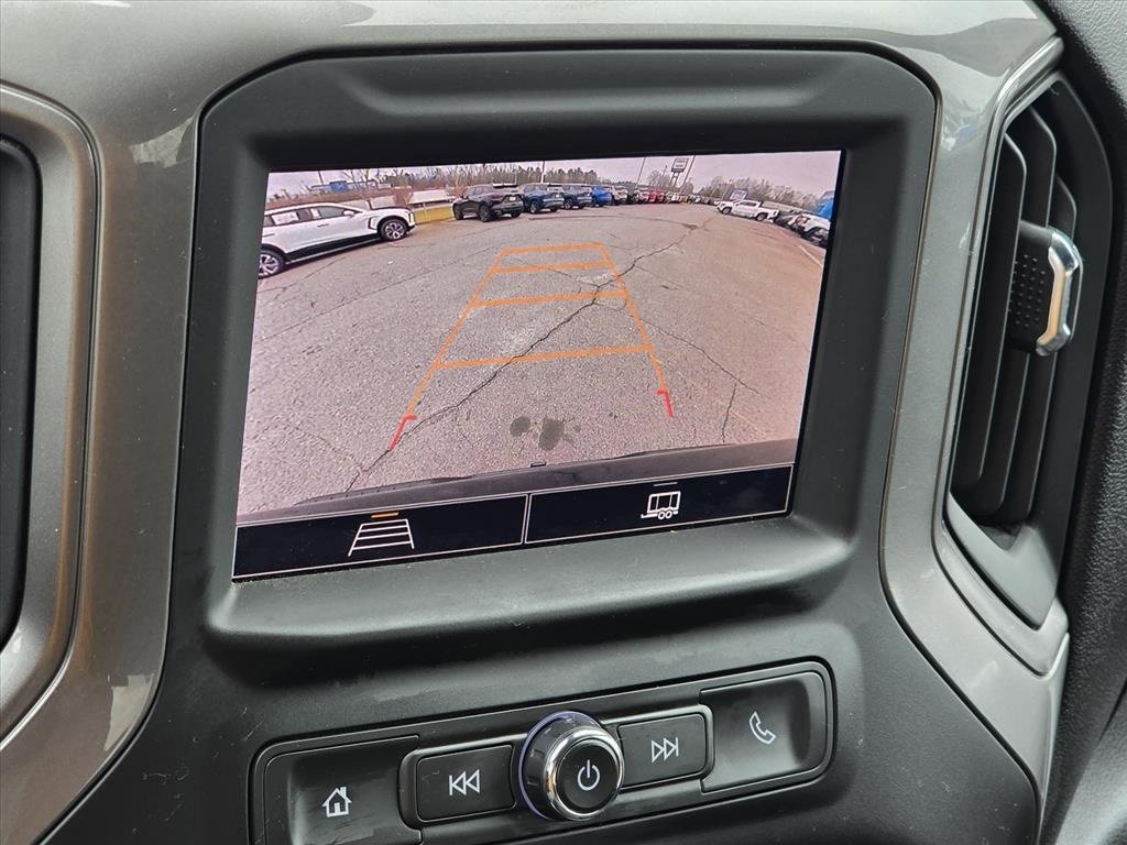 Used 2023 Chevrolet Silverado 1500 Custom image 5