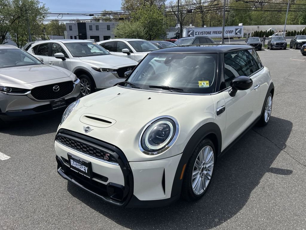 Used 2022 MINI Cooper S FWD image 4