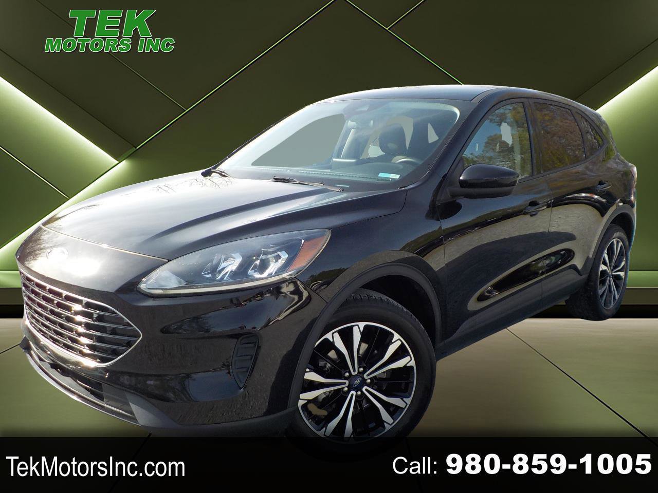 Used 2021 Ford Escape SE w/ SE Sport Appearance Package