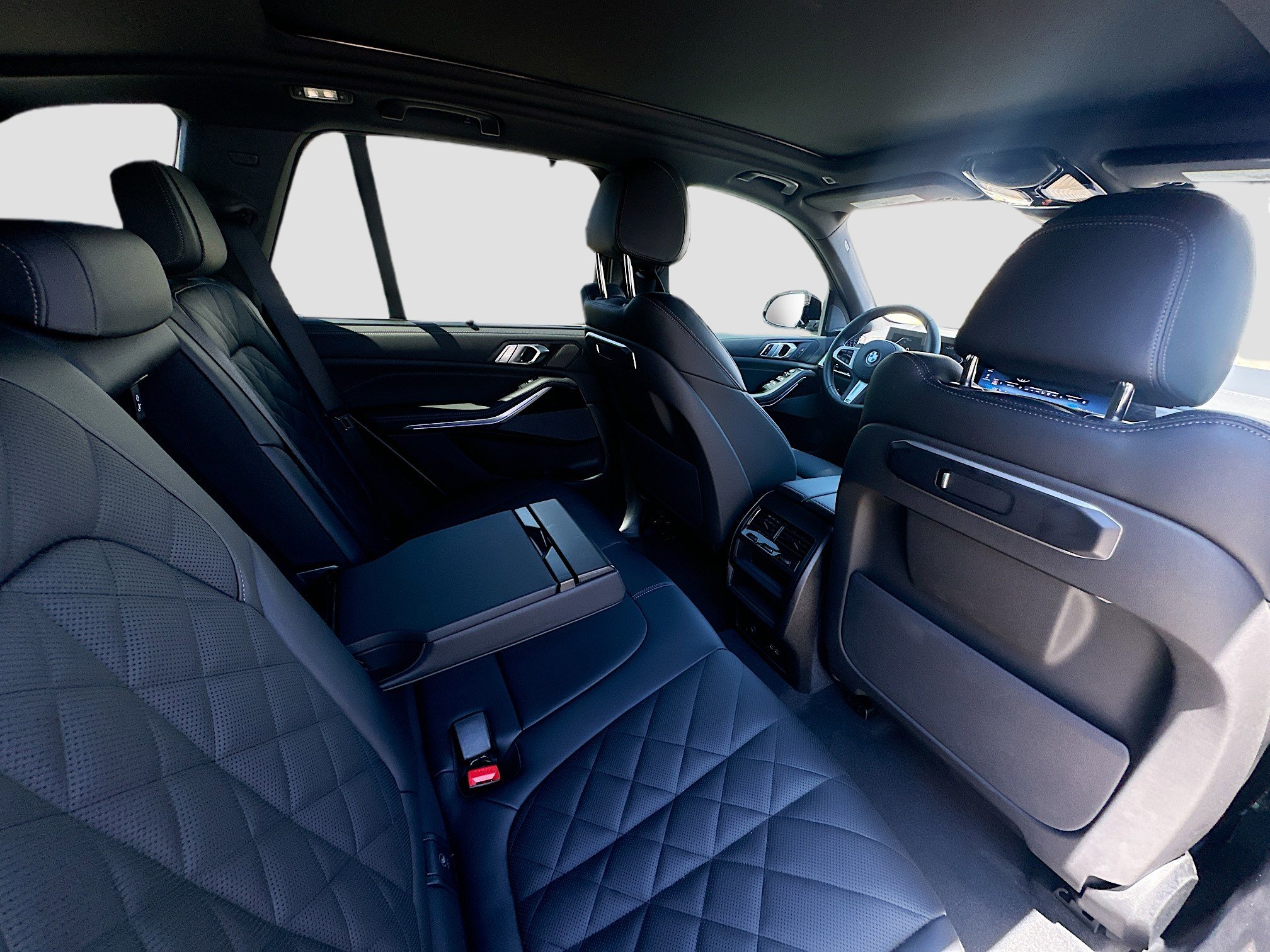 Used 2026 BMW X5 xDrive40i w/ Executive Package image 31