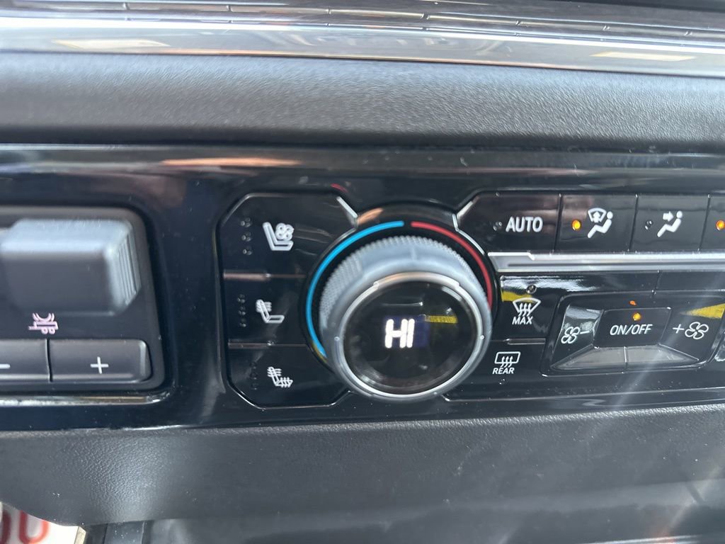 Used 2024 Chevrolet Silverado 1500 LTZ w/ Z71 Off-Road Package image 24