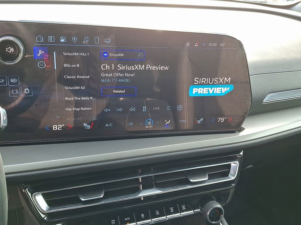 New 2025 Chevrolet Traverse LT w/ Driver Confidence Package image 3