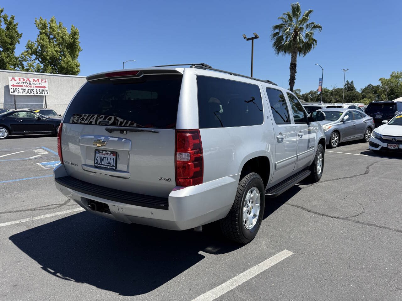 Used 2011 Chevrolet Suburban LT AWD/4WD image 3