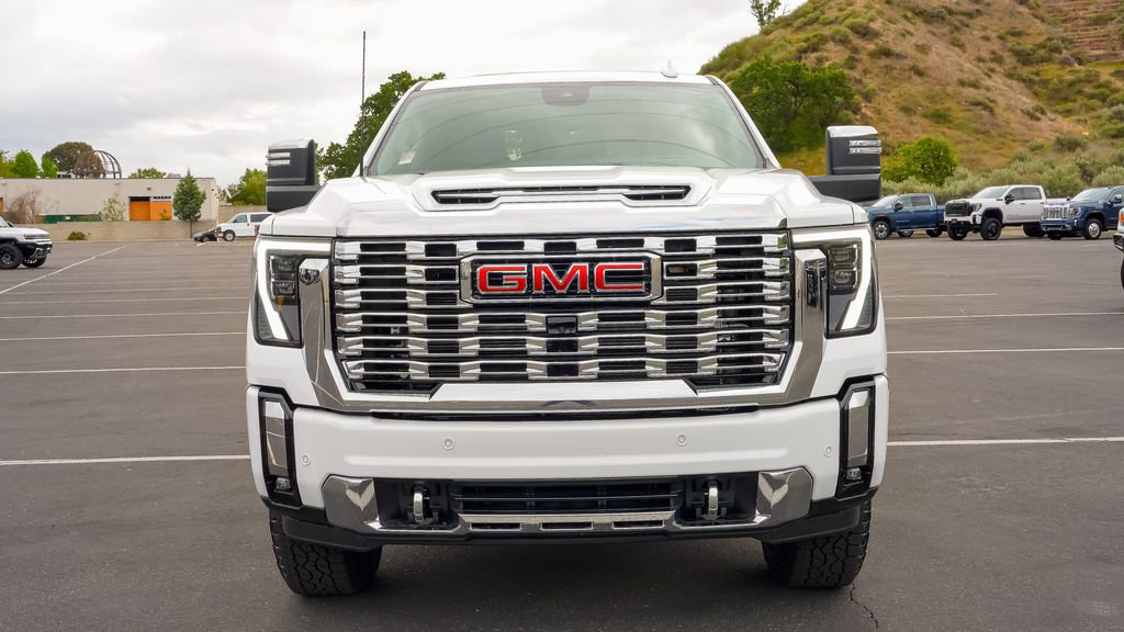 New 2025 GMC Sierra 2500 Denali w/ Denali Reserve Package image 4