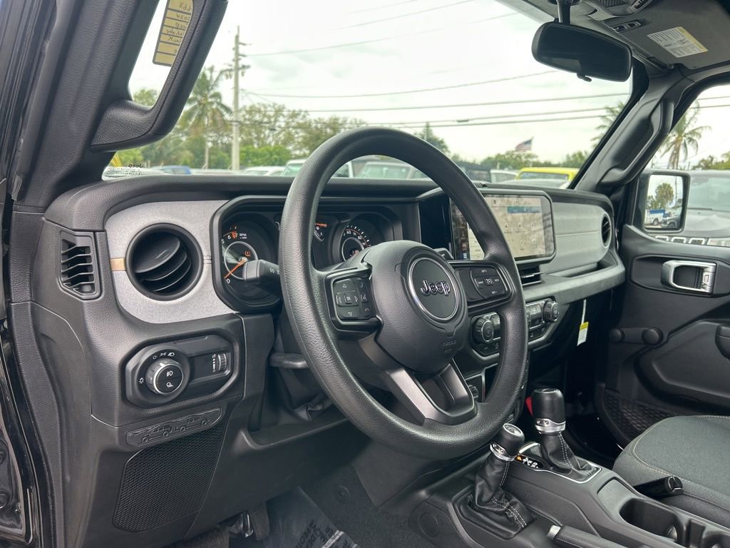 Certified 2024 Jeep Gladiator Sport image 10