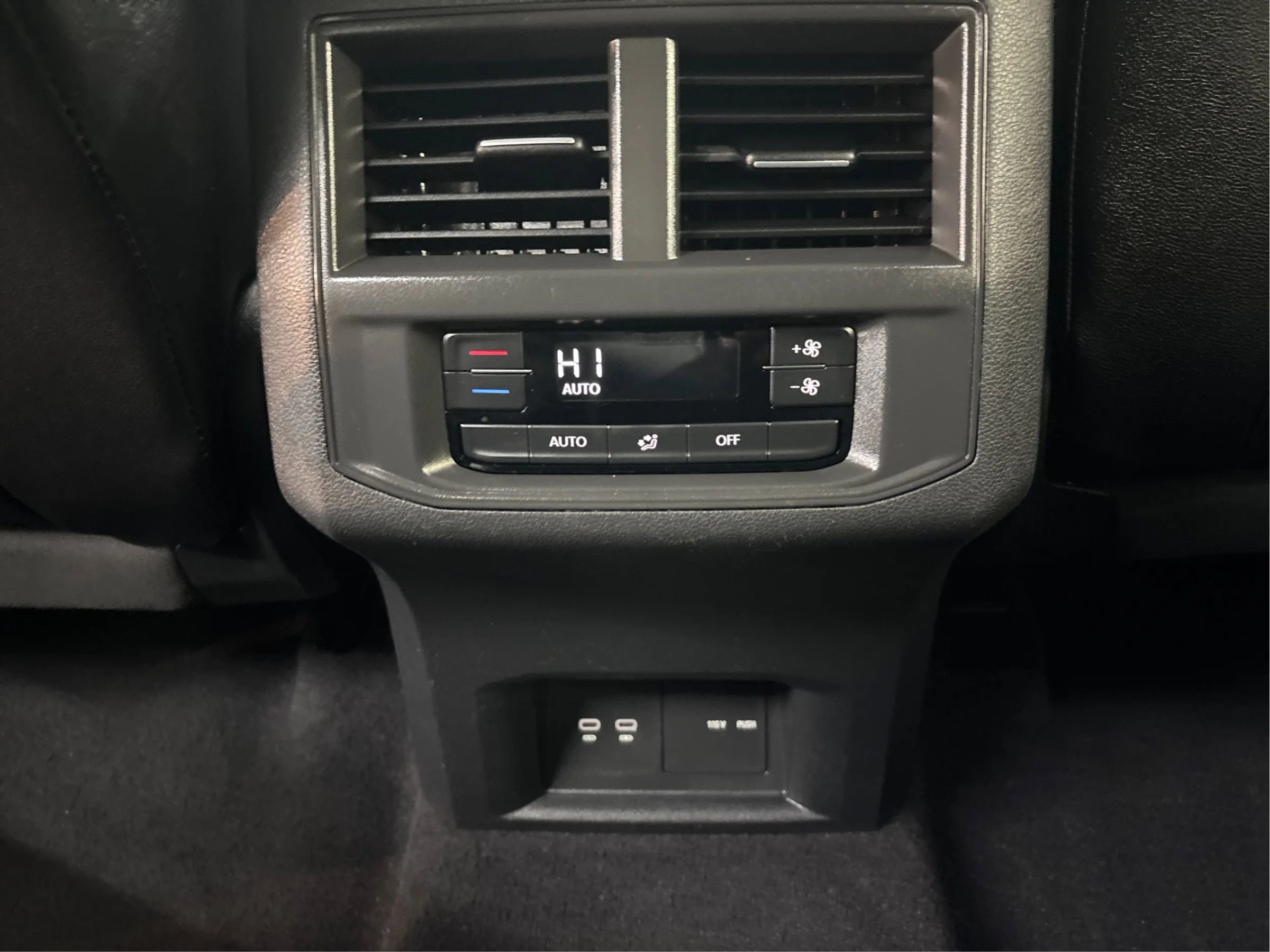 Used 2021 Volkswagen Atlas SE w/ Panoramic Sunroof Package image 29