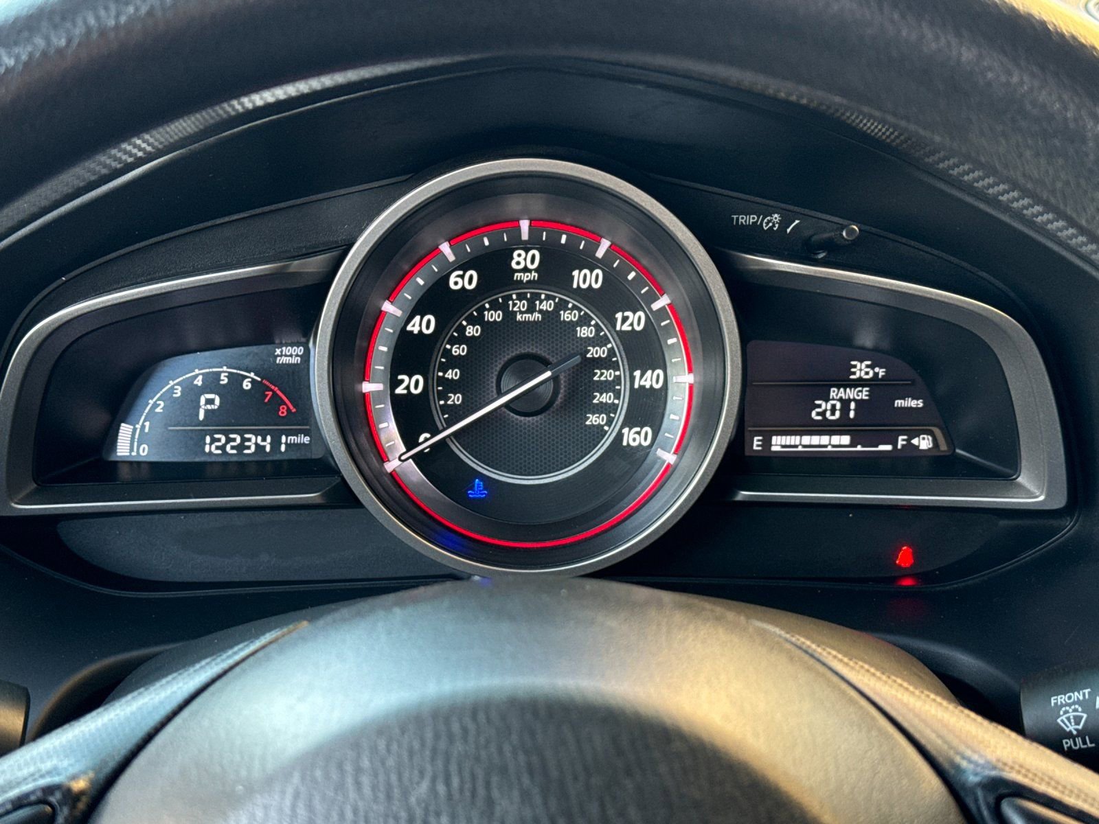 Used 2015 MAZDA MAZDA3 i Sport image 25