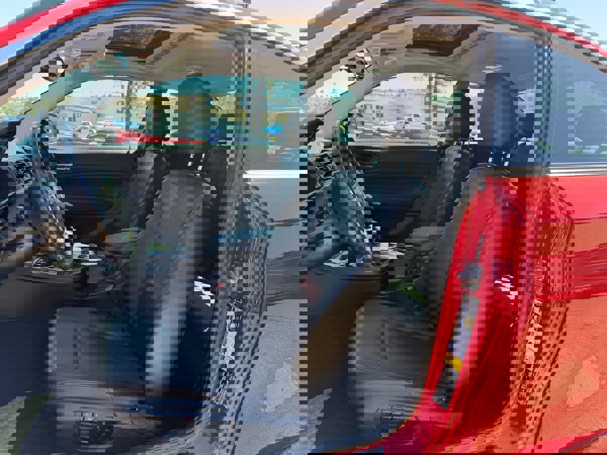 Used 2015 BMW 228i Coupe image 13