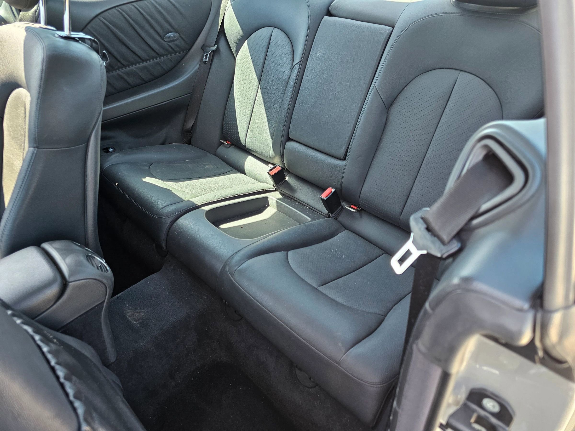 Used 2004 Mercedes-Benz CLK 500 Coupe image 6