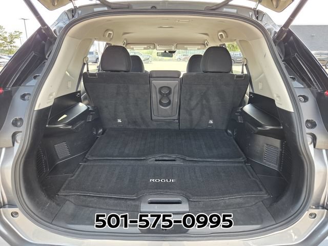 Used 2020 Nissan Rogue SV FWD image 14