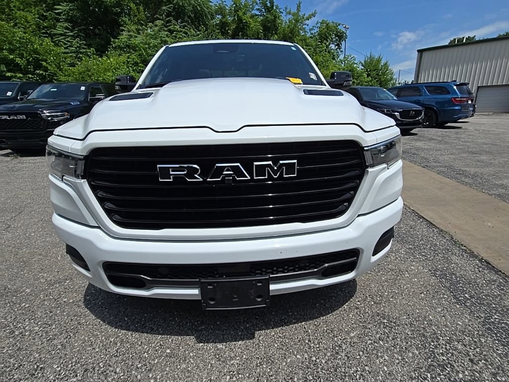 Used 2025 RAM 1500 Laramie AWD/4WD image 12