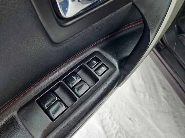 Used 2012 Nissan Rogue SL image 25