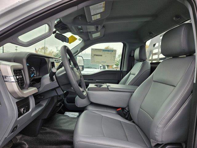 New 2024 Ford F550 4x4 Regular Cab Super Duty image 14