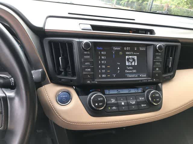 Used 2017 Toyota RAV4 Limited AWD/4WD image 28