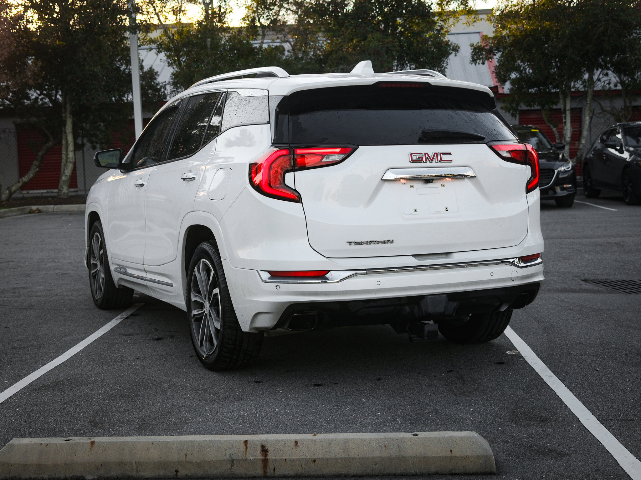 Used 2020 GMC Terrain Denali w/ Denali Premium Package image 5