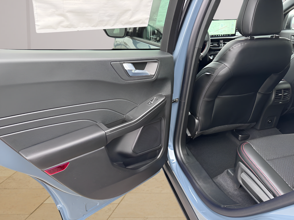 New 2026 Ford Escape ST-Line w/ Tech Pack #1 FWD image 30