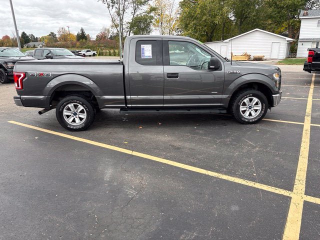 Used 2015 Ford F150 XLT w/ Equipment Group 301A Mid AWD/4WD image 2
