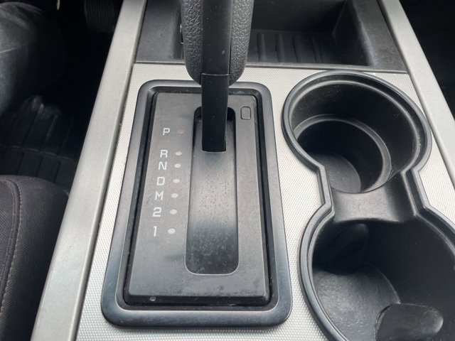 Used 2015 Ford Expedition XLT image 29